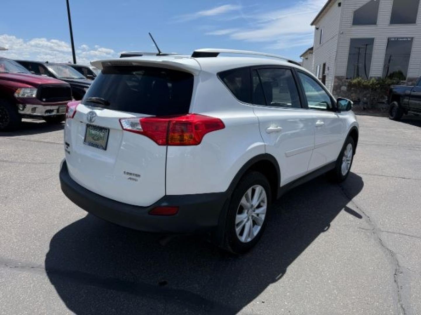 2013 WHITE /Black Toyota RAV4 (2T3DFREV8DW) with an 25L L4 DOHC 16V engine, Automatic transmission, located at 1175 N Woodruff Ave, Idaho Falls, ID, 83401, 43.506901, -111.999657 - Photo#36