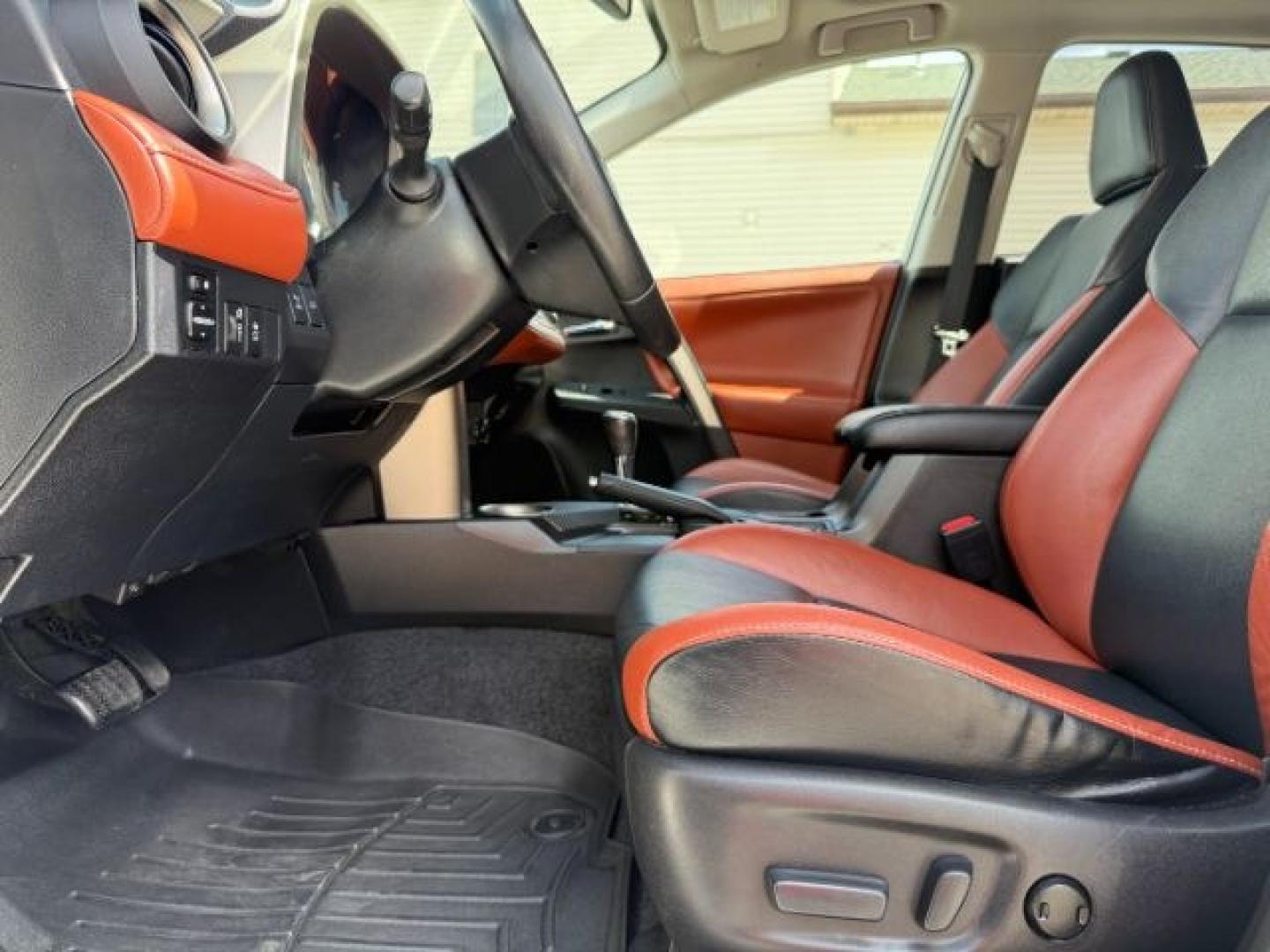 2013 WHITE /Black Toyota RAV4 (2T3DFREV8DW) with an 25L L4 DOHC 16V engine, Automatic transmission, located at 1175 N Woodruff Ave, Idaho Falls, ID, 83401, 43.506901, -111.999657 - Photo#43