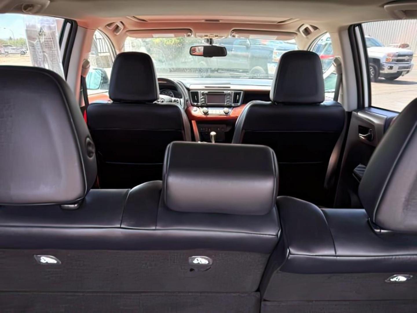 2013 WHITE /Black Toyota RAV4 (2T3DFREV8DW) with an 25L L4 DOHC 16V engine, Automatic transmission, located at 1175 N Woodruff Ave, Idaho Falls, ID, 83401, 43.506901, -111.999657 - Photo#6