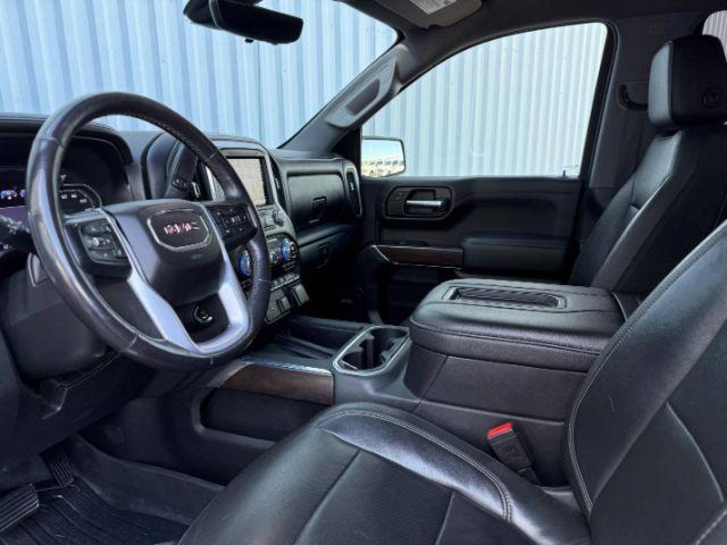 2020 Onyx Black /Jet Black GMC Sierra 1500 (1GTU9DEL6LZ) with an EcoTec3 62L V-8 gasoline direct injection engine, Automatic transmission, located at 1175 N Woodruff Ave, Idaho Falls, ID, 83401, 43.506901, -111.999657 - At Timberline Auto, finding a great deal on your next vehicle is always easy! Our experienced sales staff's goal is to help find you the right vehicle at the right price! Our knowledgeable finance department has options for almost any credit score. We offer extended service contract options to prote - Photo#44