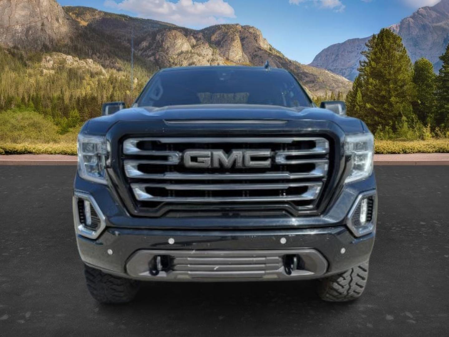 2020 Onyx Black /Jet Black GMC Sierra 1500 (1GTU9DEL6LZ) with an EcoTec3 62L V-8 gasoline direct injection engine, Automatic transmission, located at 1175 N Woodruff Ave, Idaho Falls, ID, 83401, 43.506901, -111.999657 - At Timberline Auto, finding a great deal on your next vehicle is always easy! Our experienced sales staff's goal is to help find you the right vehicle at the right price! Our knowledgeable finance department has options for almost any credit score. We offer extended service contract options to prote - Photo#10