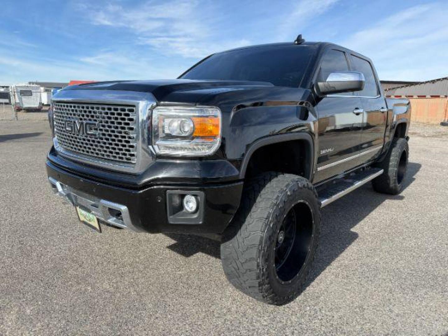 2015 Onyx Black /Jet Black GMC Sierra 1500 (3GTU2WEJ6FG) with an EcoTec3 62L V-8 gasoline direct injection engine, Automatic transmission, located at 1175 N Woodruff Ave, Idaho Falls, ID, 83401, 43.506901, -111.999657 - At Timberline Auto, finding a great deal on your next vehicle is always easy! Our experienced sales staff's goal is to help find you the right vehicle at the right price! Our knowledgeable finance department has options for almost any credit score. We offer extended service contract options to prote - Photo#24