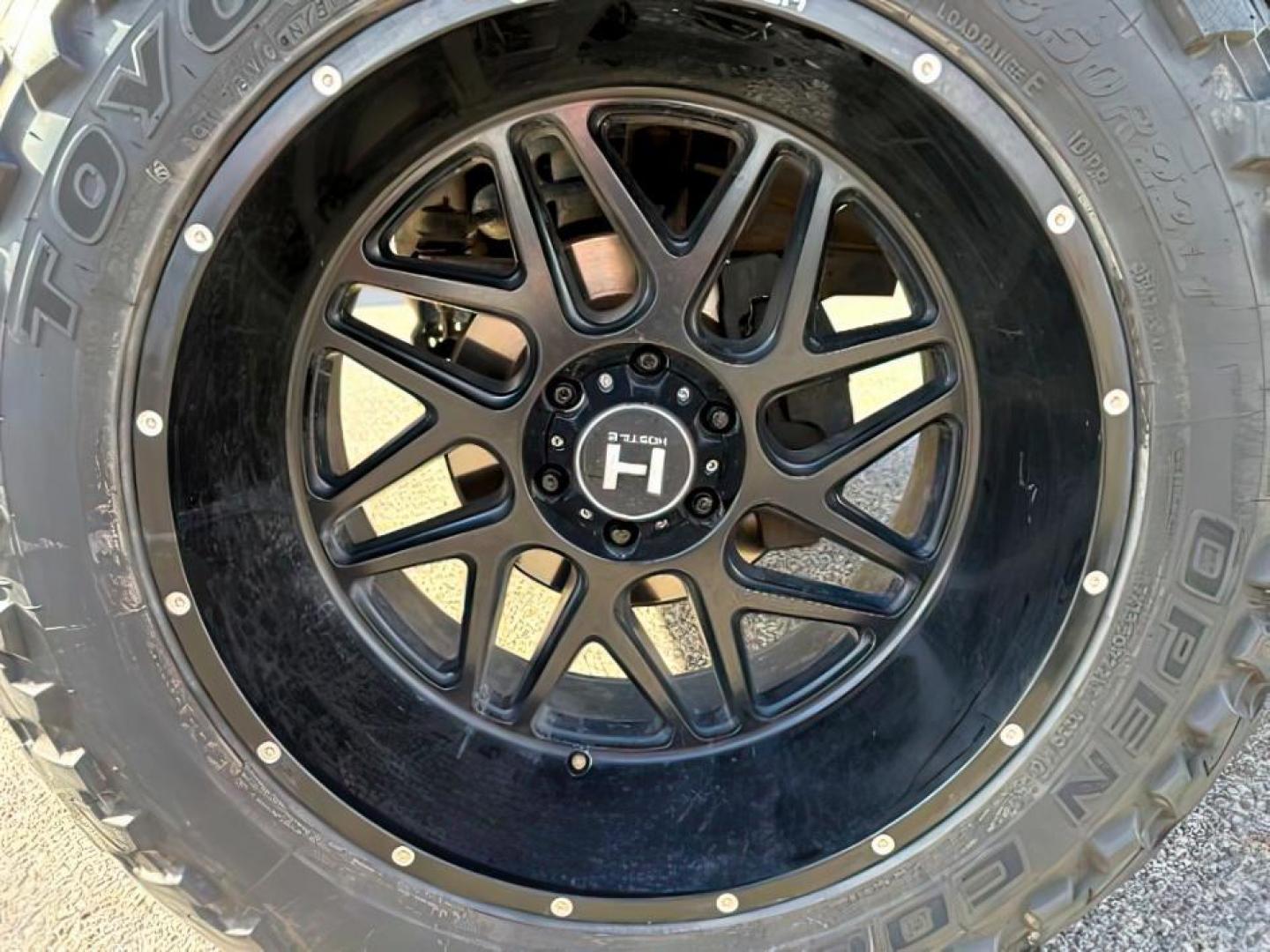 2015 Onyx Black /Jet Black GMC Sierra 1500 (3GTU2WEJ6FG) with an EcoTec3 62L V-8 gasoline direct injection engine, Automatic transmission, located at 1175 N Woodruff Ave, Idaho Falls, ID, 83401, 43.506901, -111.999657 - At Timberline Auto, finding a great deal on your next vehicle is always easy! Our experienced sales staff's goal is to help find you the right vehicle at the right price! Our knowledgeable finance department has options for almost any credit score. We offer extended service contract options to prote - Photo#9