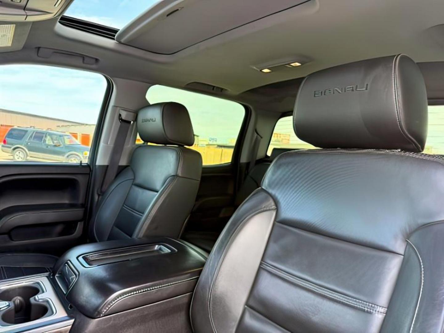 2015 Onyx Black /Jet Black GMC Sierra 1500 (3GTU2WEJ6FG) with an EcoTec3 62L V-8 gasoline direct injection engine, Automatic transmission, located at 1175 N Woodruff Ave, Idaho Falls, ID, 83401, 43.506901, -111.999657 - At Timberline Auto, finding a great deal on your next vehicle is always easy! Our experienced sales staff's goal is to help find you the right vehicle at the right price! Our knowledgeable finance department has options for almost any credit score. We offer extended service contract options to prote - Photo#20