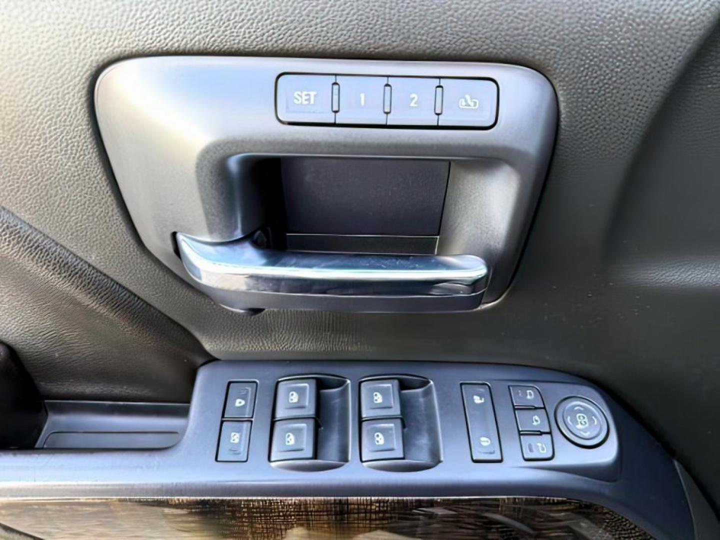 2015 Onyx Black /Jet Black GMC Sierra 1500 (3GTU2WEJ6FG) with an EcoTec3 62L V-8 gasoline direct injection engine, Automatic transmission, located at 1175 N Woodruff Ave, Idaho Falls, ID, 83401, 43.506901, -111.999657 - At Timberline Auto, finding a great deal on your next vehicle is always easy! Our experienced sales staff's goal is to help find you the right vehicle at the right price! Our knowledgeable finance department has options for almost any credit score. We offer extended service contract options to prote - Photo#21