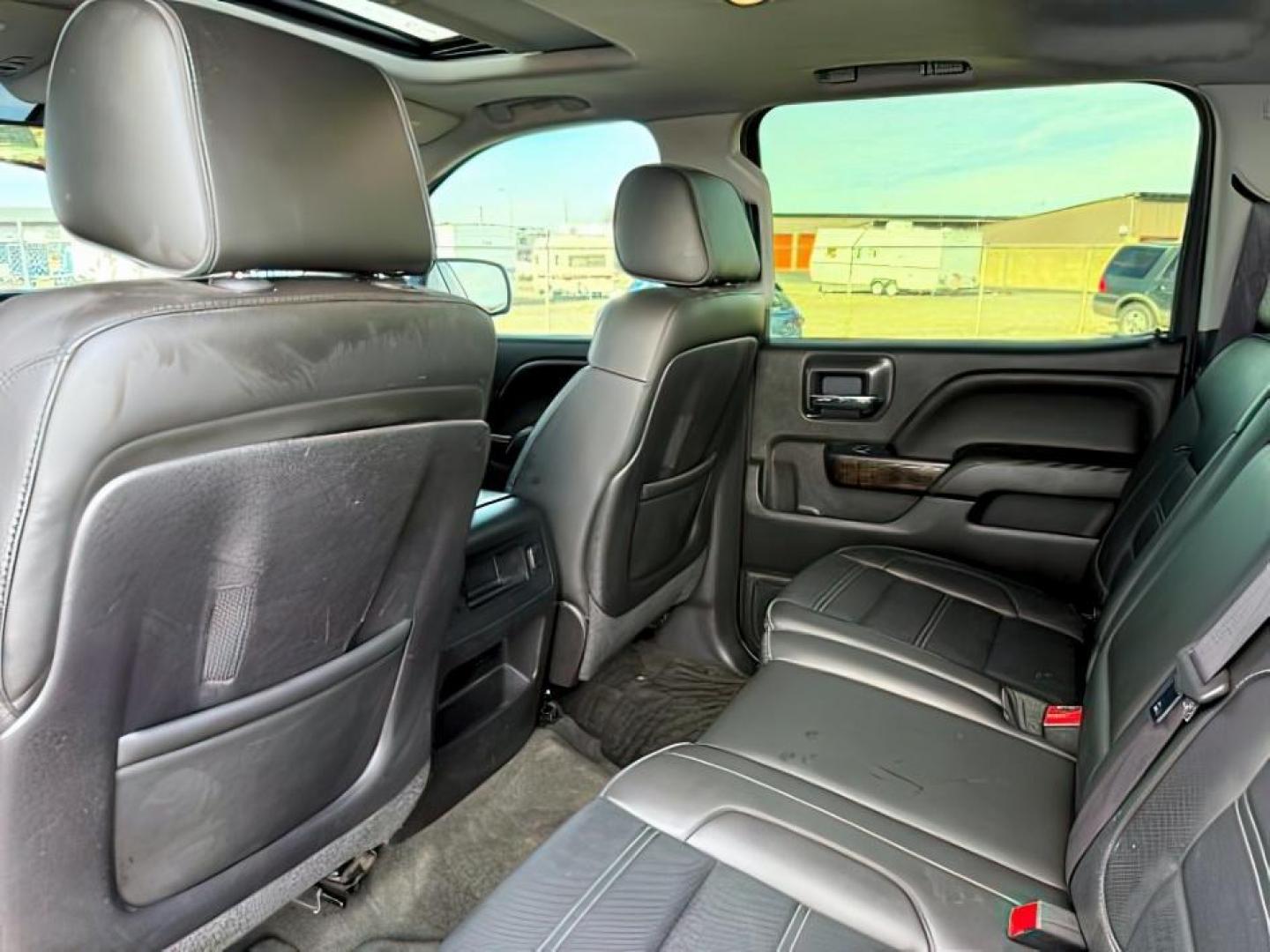 2015 Onyx Black /Jet Black GMC Sierra 1500 (3GTU2WEJ6FG) with an EcoTec3 62L V-8 gasoline direct injection engine, Automatic transmission, located at 1175 N Woodruff Ave, Idaho Falls, ID, 83401, 43.506901, -111.999657 - At Timberline Auto, finding a great deal on your next vehicle is always easy! Our experienced sales staff's goal is to help find you the right vehicle at the right price! Our knowledgeable finance department has options for almost any credit score. We offer extended service contract options to prote - Photo#23