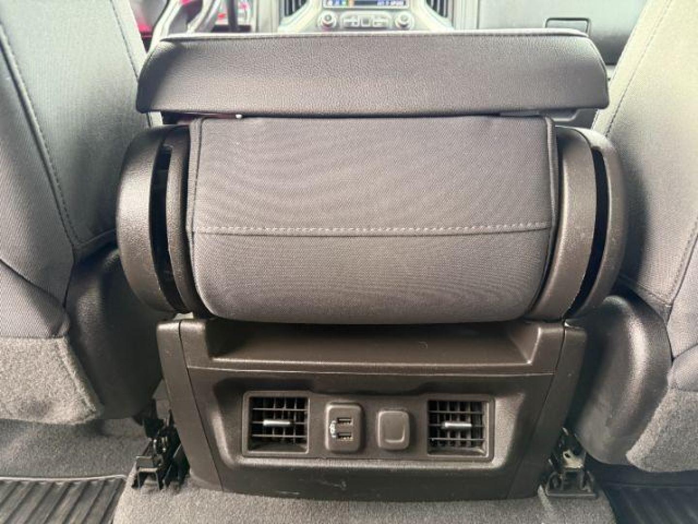 2019 WHITE /Jet Black Chevrolet Silverado 1500 (3GCUYEED7KG) with an EcoTec3 53L V-8 gasoline direct injection engine, Automatic transmission, located at 1175 N Woodruff Ave, Idaho Falls, ID, 83401, 43.506901, -111.999657 - At Timberline Auto, finding a great deal on your next vehicle is always easy! Our experienced sales staff's goal is to help find you the right vehicle at the right price! Our knowledgeable finance department has options for almost any credit score. We offer extended service contract options to prote - Photo#49