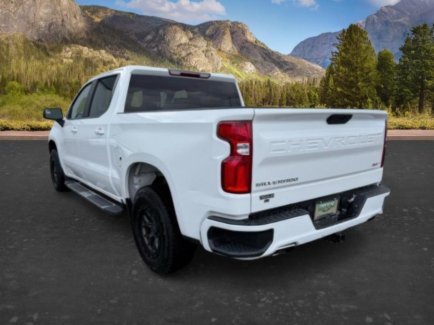 2019 WHITE /Jet Black Chevrolet Silverado 1500 (3GCUYEED7KG) with an EcoTec3 53L V-8 gasoline direct injection engine, Automatic transmission, located at 1175 N Woodruff Ave, Idaho Falls, ID, 83401, 43.506901, -111.999657 - At Timberline Auto, finding a great deal on your next vehicle is always easy! Our experienced sales staff's goal is to help find you the right vehicle at the right price! Our knowledgeable finance department has options for almost any credit score. We offer extended service contract options to prote - Photo#2