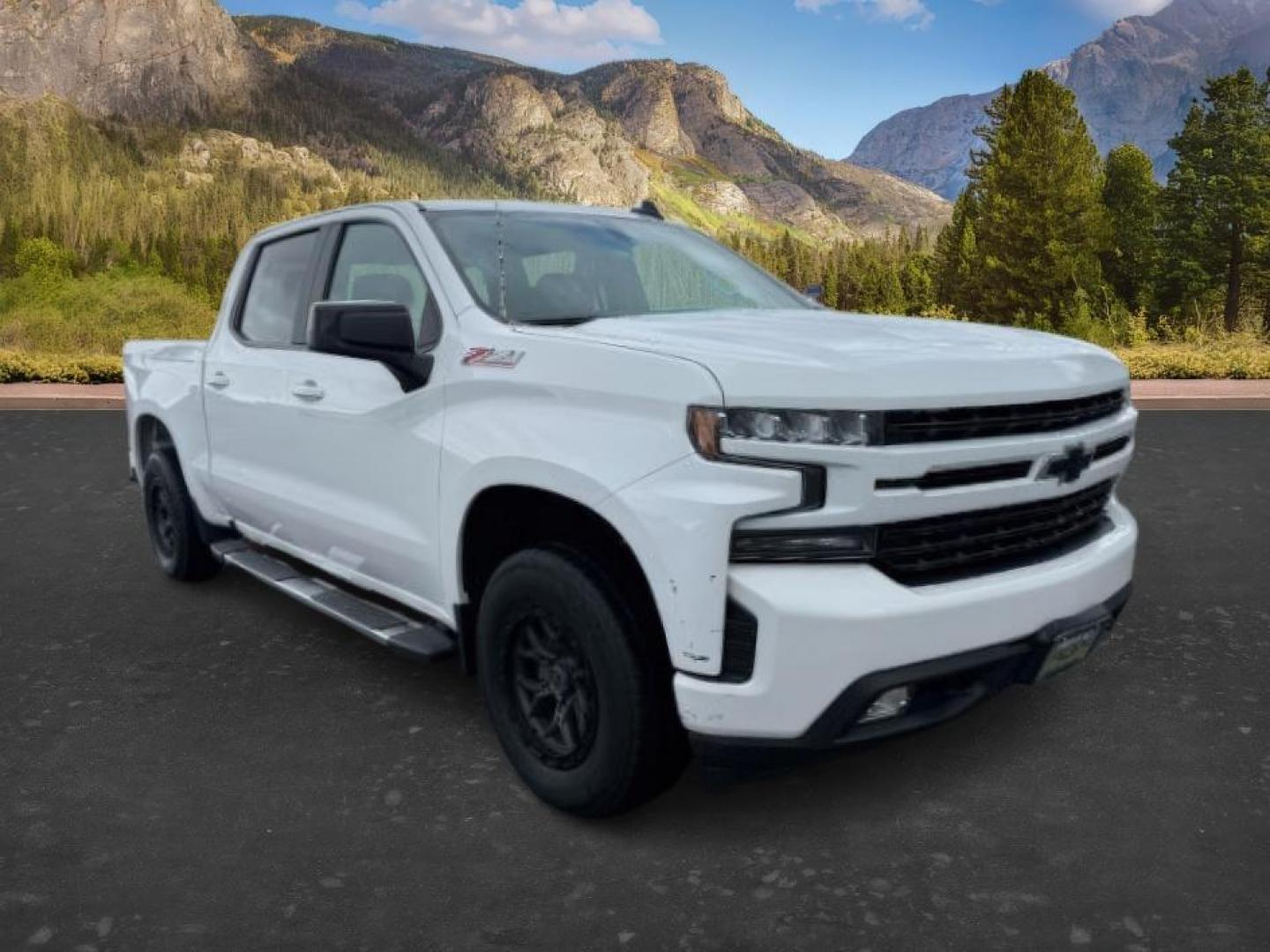 2019 WHITE /Jet Black Chevrolet Silverado 1500 (3GCUYEED7KG) with an EcoTec3 53L V-8 gasoline direct injection engine, Automatic transmission, located at 1175 N Woodruff Ave, Idaho Falls, ID, 83401, 43.506901, -111.999657 - At Timberline Auto, finding a great deal on your next vehicle is always easy! Our experienced sales staff's goal is to help find you the right vehicle at the right price! Our knowledgeable finance department has options for almost any credit score. We offer extended service contract options to prote - Photo#8