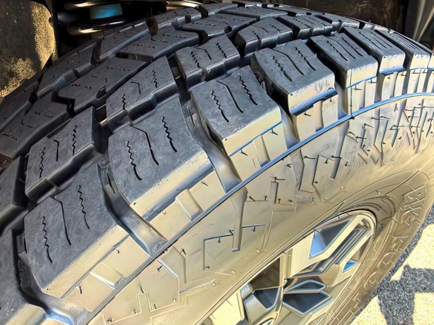 2021 Midnight Black Metallic /Black/Gun Metal Toyota Tacoma 4WD (3TMCZ5AN1MM) with an 35L V-6 portdirect injection engine, Automatic transmission, located at 1175 N Woodruff Ave, Idaho Falls, ID, 83401, 43.506901, -111.999657 - At Timberline Auto, finding a great deal on your next vehicle is always easy! Our experienced sales staff's goal is to help find you the right vehicle at the right price! Our knowledgeable finance department has options for almost any credit score. We offer extended service contract options to prote - Photo#10