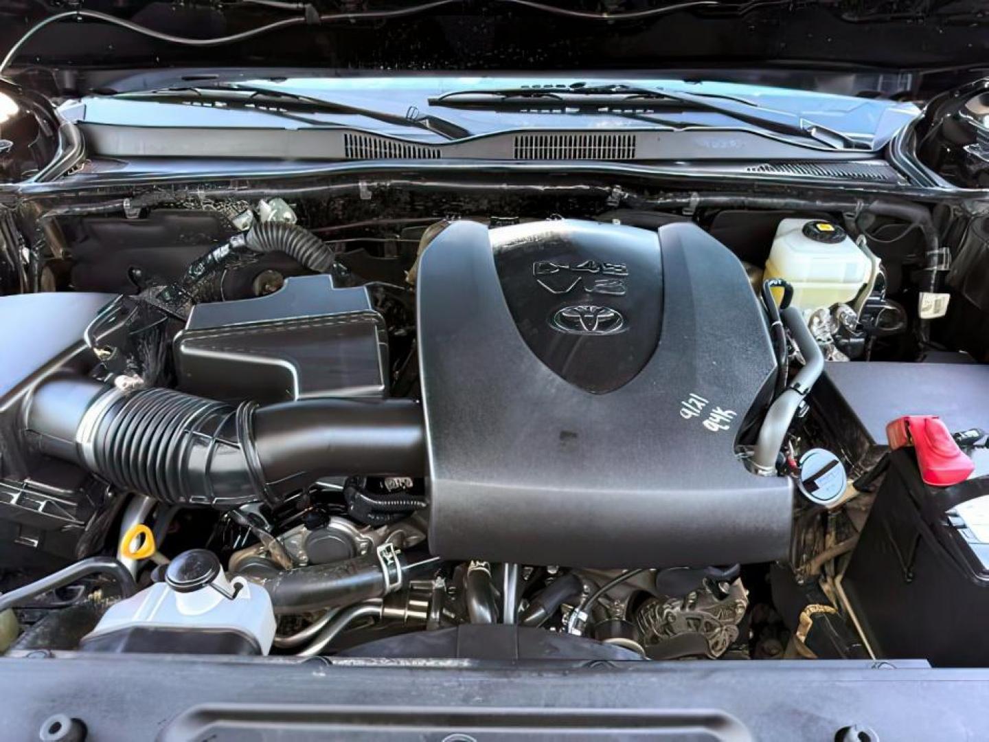 2021 Midnight Black Metallic /Black/Gun Metal Toyota Tacoma 4WD (3TMCZ5AN1MM) with an 35L V-6 portdirect injection engine, Automatic transmission, located at 1175 N Woodruff Ave, Idaho Falls, ID, 83401, 43.506901, -111.999657 - At Timberline Auto, finding a great deal on your next vehicle is always easy! Our experienced sales staff's goal is to help find you the right vehicle at the right price! Our knowledgeable finance department has options for almost any credit score. We offer extended service contract options to prote - Photo#24