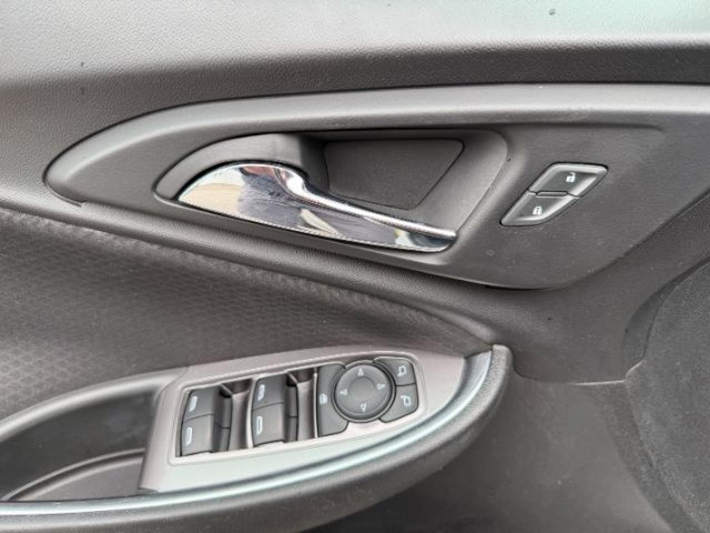 2019 SILVER /Jet Black Chevrolet Malibu LT (1G1ZD5ST3KF) with an ECOTEC 1.5L I-4 gasoline direct injection engine, AUTOMATIC transmission, located at 1235 N Woodruff Ave., Idaho Falls, 83401, (208) 523-1053, 43.507172, -112.000488 - Photo#46