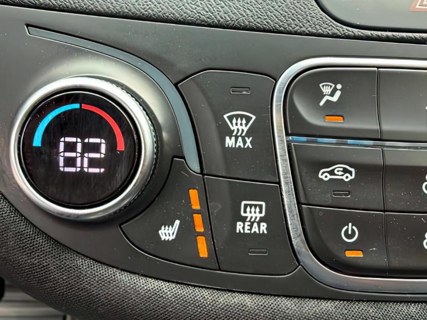 2019 SILVER /Jet Black Chevrolet Malibu LT (1G1ZD5ST3KF) with an ECOTEC 1.5L I-4 gasoline direct injection engine, AUTOMATIC transmission, located at 1235 N Woodruff Ave., Idaho Falls, 83401, (208) 523-1053, 43.507172, -112.000488 - Photo#16