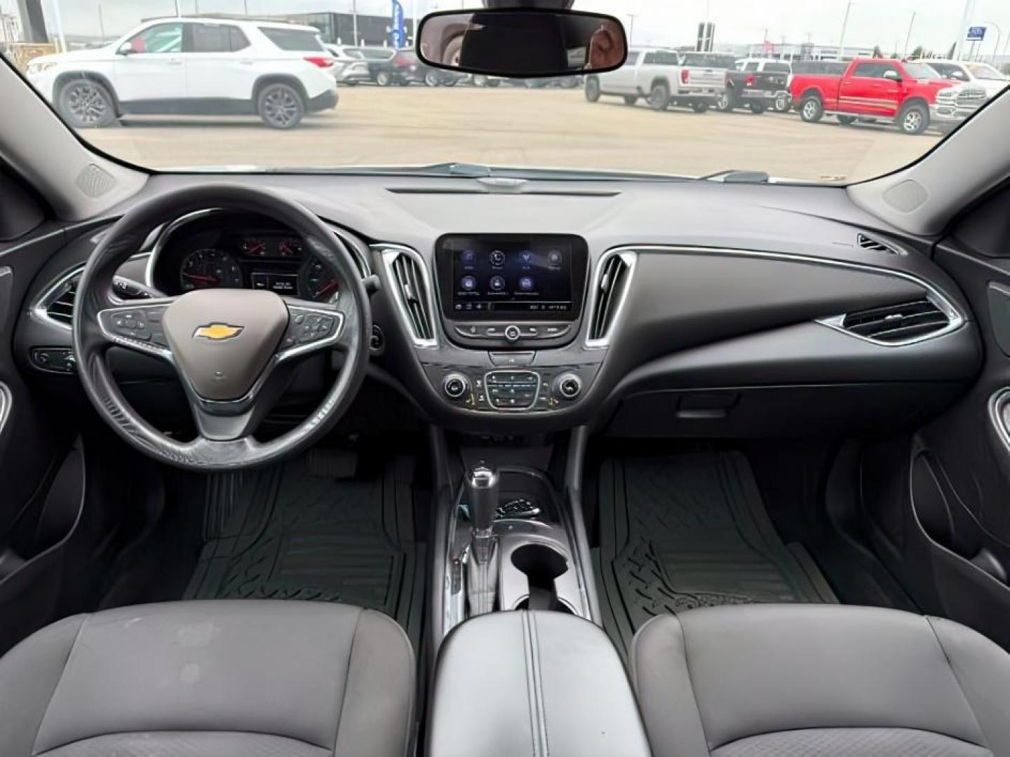 2019 SILVER /Jet Black Chevrolet Malibu LT (1G1ZD5ST3KF) with an ECOTEC 1.5L I-4 gasoline direct injection engine, AUTOMATIC transmission, located at 1235 N Woodruff Ave., Idaho Falls, 83401, (208) 523-1053, 43.507172, -112.000488 - Photo#22