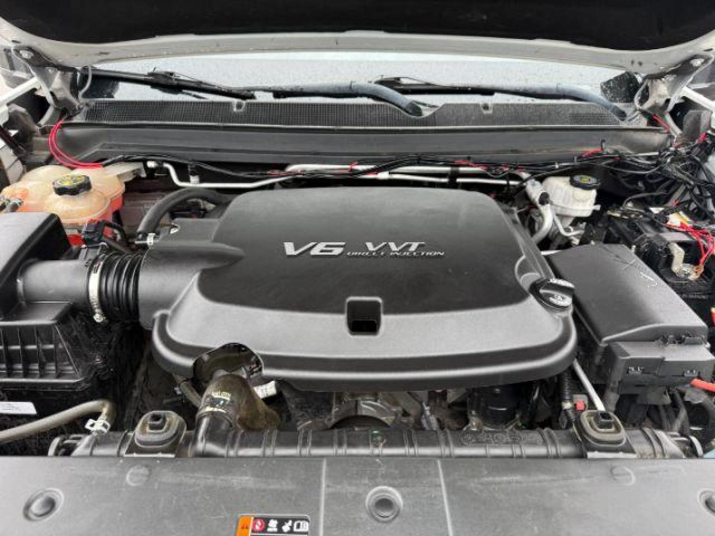 2019 WHITE /Jet Black GMC Canyon (1GTG5CEN4K1) with an 36L V-6 gasoline direct injection engine, Automatic transmission, located at 1175 N Woodruff Ave, Idaho Falls, ID, 83401, 43.506901, -111.999657 - At Timberline Auto, finding a great deal on your next vehicle is always easy! Our experienced sales staff's goal is to help find you the right vehicle at the right price! Our knowledgeable finance department has options for almost any credit score. We offer extended service contract options to prote - Photo#49