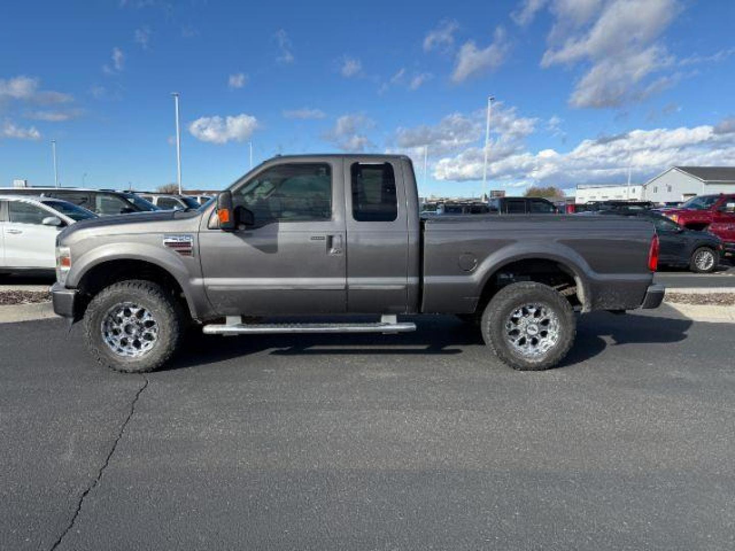 2008 GRAY /Black Ford F-250 (1FTSX21R38E) with an Powerstroke 64L V-8 diesel direct injection engine, Automatic transmission, located at 1175 N Woodruff Ave, Idaho Falls, ID, 83401, 43.506901, -111.999657 - At Timberline Auto, finding a great deal on your next vehicle is always easy! Our experienced sales staff's goal is to help find you the right vehicle at the right price! Our knowledgeable finance department has options for almost any credit score. We offer extended service contract options to prote - Photo#1
