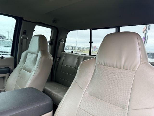 2008 GRAY /Black Ford F-250 XLT (1FTSX21R38E) with an Powerstroke 6.4L V-8 diesel direct injection engine, AUTOMATIC transmission, located at 1235 N Woodruff Ave., Idaho Falls, 83401, (208) 523-1053, 43.507172, -112.000488- Photo#42