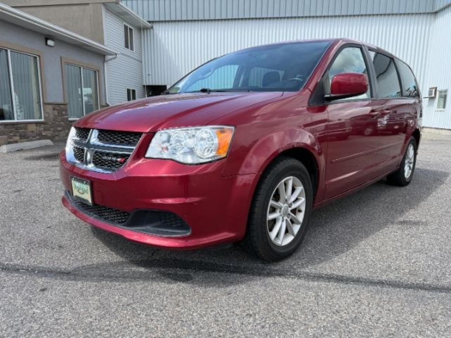 2015 MAROON /Black Dodge Grand Caravan (2C4RDGCG0FR) with an 36L V-6 DOHC engine, Automatic transmission, located at 1175 N Woodruff Ave, Idaho Falls, ID, 83401, 43.506901, -111.999657 - At Timberline Auto, finding a great deal on your next vehicle is always easy! Our experienced sales staff's goal is to help find you the right vehicle at the right price! Our knowledgeable finance department has options for almost any credit score. We offer extended service contract options to prote - Photo#27