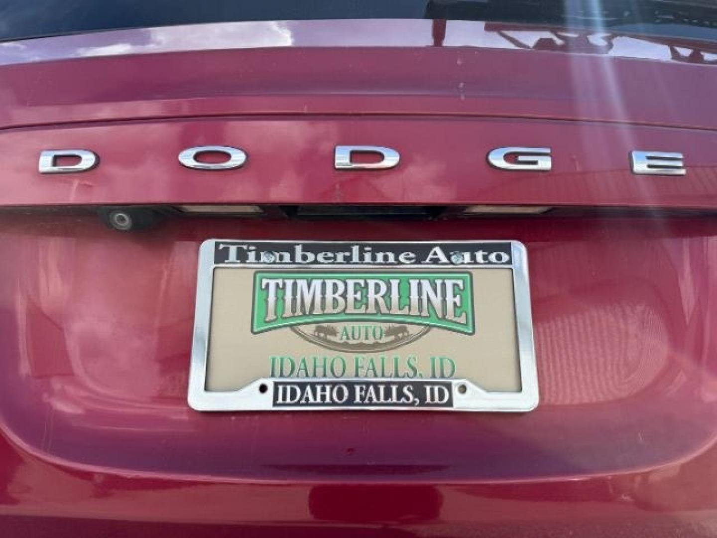 2015 MAROON /Black Dodge Grand Caravan (2C4RDGCG0FR) with an 36L V-6 DOHC engine, Automatic transmission, located at 1175 N Woodruff Ave, Idaho Falls, ID, 83401, 43.506901, -111.999657 - At Timberline Auto, finding a great deal on your next vehicle is always easy! Our experienced sales staff's goal is to help find you the right vehicle at the right price! Our knowledgeable finance department has options for almost any credit score. We offer extended service contract options to prote - Photo#31