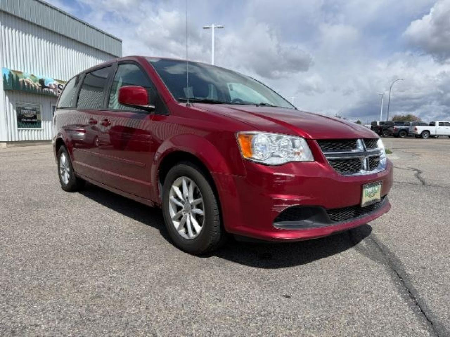 2015 MAROON /Black Dodge Grand Caravan (2C4RDGCG0FR) with an 36L V-6 DOHC engine, Automatic transmission, located at 1175 N Woodruff Ave, Idaho Falls, ID, 83401, 43.506901, -111.999657 - At Timberline Auto, finding a great deal on your next vehicle is always easy! Our experienced sales staff's goal is to help find you the right vehicle at the right price! Our knowledgeable finance department has options for almost any credit score. We offer extended service contract options to prote - Photo#37