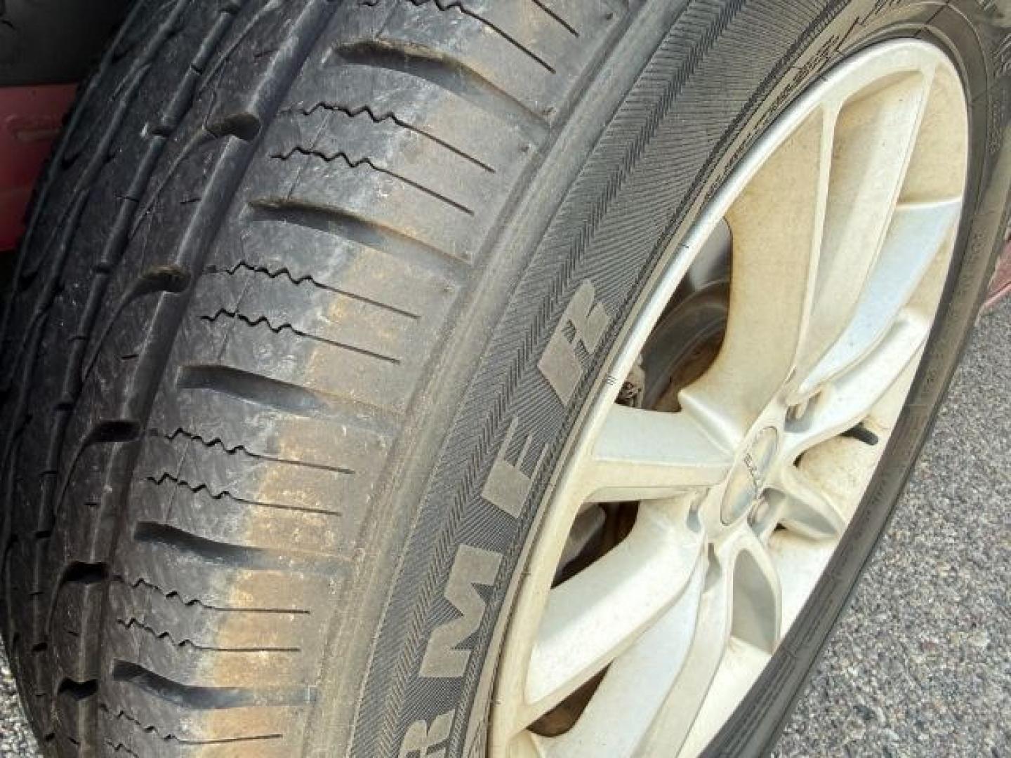 2015 MAROON /Black Dodge Grand Caravan (2C4RDGCG0FR) with an 36L V-6 DOHC engine, Automatic transmission, located at 1175 N Woodruff Ave, Idaho Falls, ID, 83401, 43.506901, -111.999657 - At Timberline Auto, finding a great deal on your next vehicle is always easy! Our experienced sales staff's goal is to help find you the right vehicle at the right price! Our knowledgeable finance department has options for almost any credit score. We offer extended service contract options to prote - Photo#39