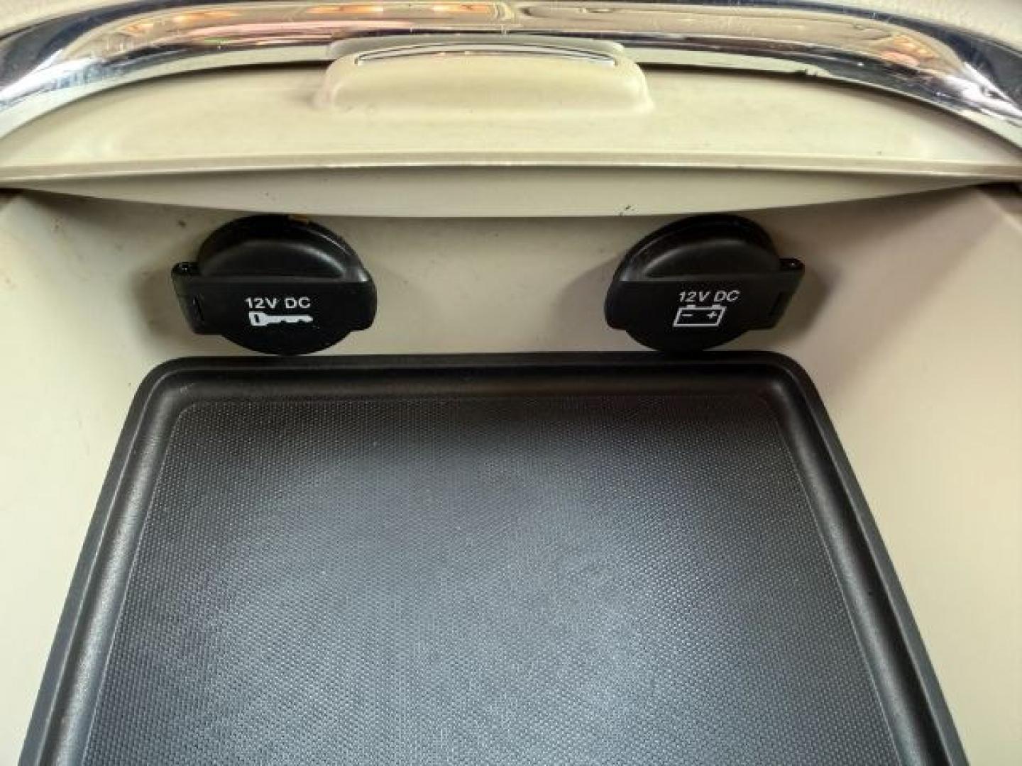 2015 MAROON /Black Dodge Grand Caravan (2C4RDGCG0FR) with an 36L V-6 DOHC engine, Automatic transmission, located at 1175 N Woodruff Ave, Idaho Falls, ID, 83401, 43.506901, -111.999657 - At Timberline Auto, finding a great deal on your next vehicle is always easy! Our experienced sales staff's goal is to help find you the right vehicle at the right price! Our knowledgeable finance department has options for almost any credit score. We offer extended service contract options to prote - Photo#46