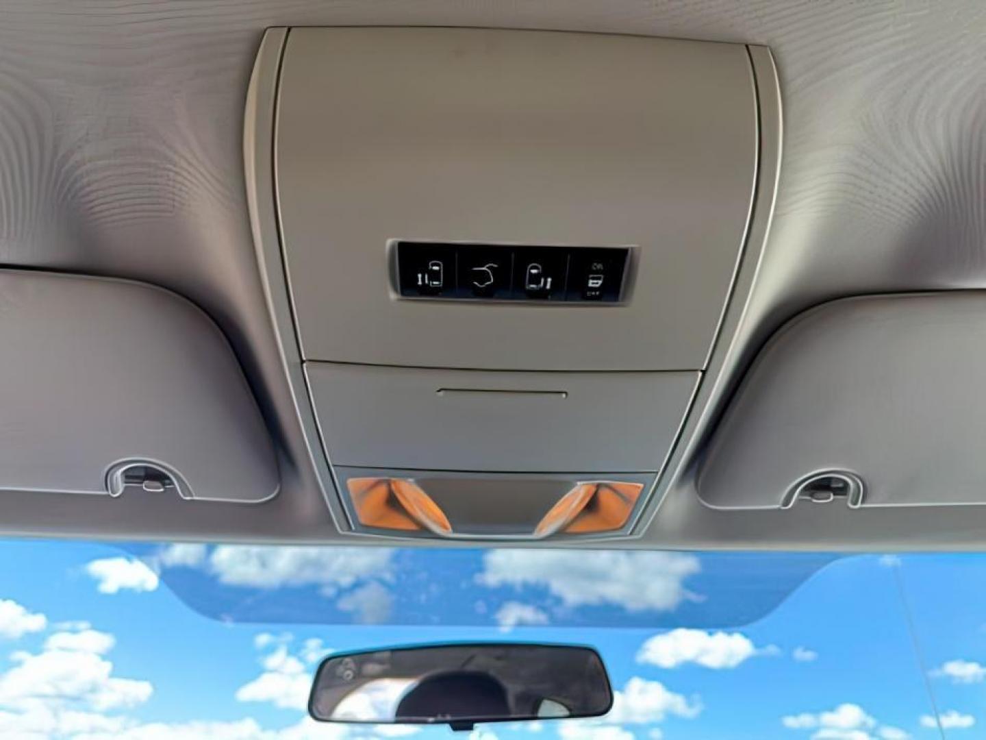 2015 MAROON /Black Dodge Grand Caravan (2C4RDGCG0FR) with an 36L V-6 DOHC engine, Automatic transmission, located at 1175 N Woodruff Ave, Idaho Falls, ID, 83401, 43.506901, -111.999657 - At Timberline Auto, finding a great deal on your next vehicle is always easy! Our experienced sales staff's goal is to help find you the right vehicle at the right price! Our knowledgeable finance department has options for almost any credit score. We offer extended service contract options to prote - Photo#20