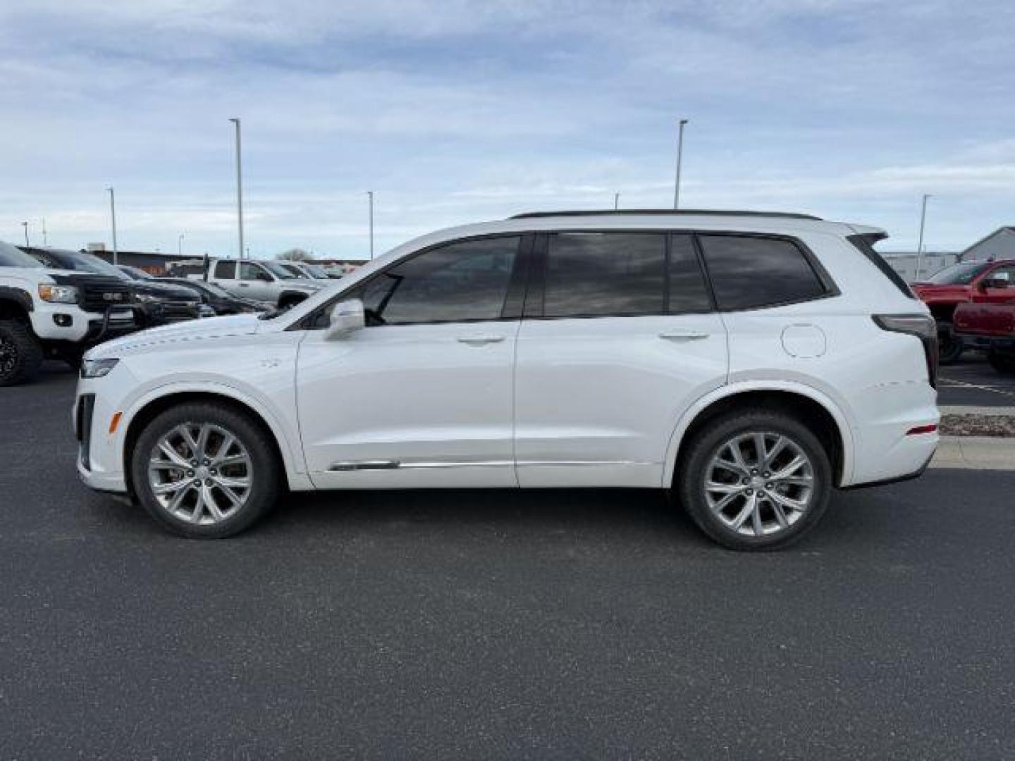 2020 Crystal White Tricoat /Jet Black/Jet Black Accents Cadillac XT6 AWD Sport (1GYKPGRSXLZ) with an 3.6L V-6 gasoline direct injection engine, AUTOMATIC transmission, located at 1235 N Woodruff Ave., Idaho Falls, 83401, (208) 523-1053, 43.507172, -112.000488 - At Timberline Auto, finding a great deal on your next vehicle is always easy! Our experienced sales staff's goal is to help find you the right vehicle at the right price! Our knowledgeable finance department has options for almost any credit score. We offer extended service contract options to prote - Photo#0