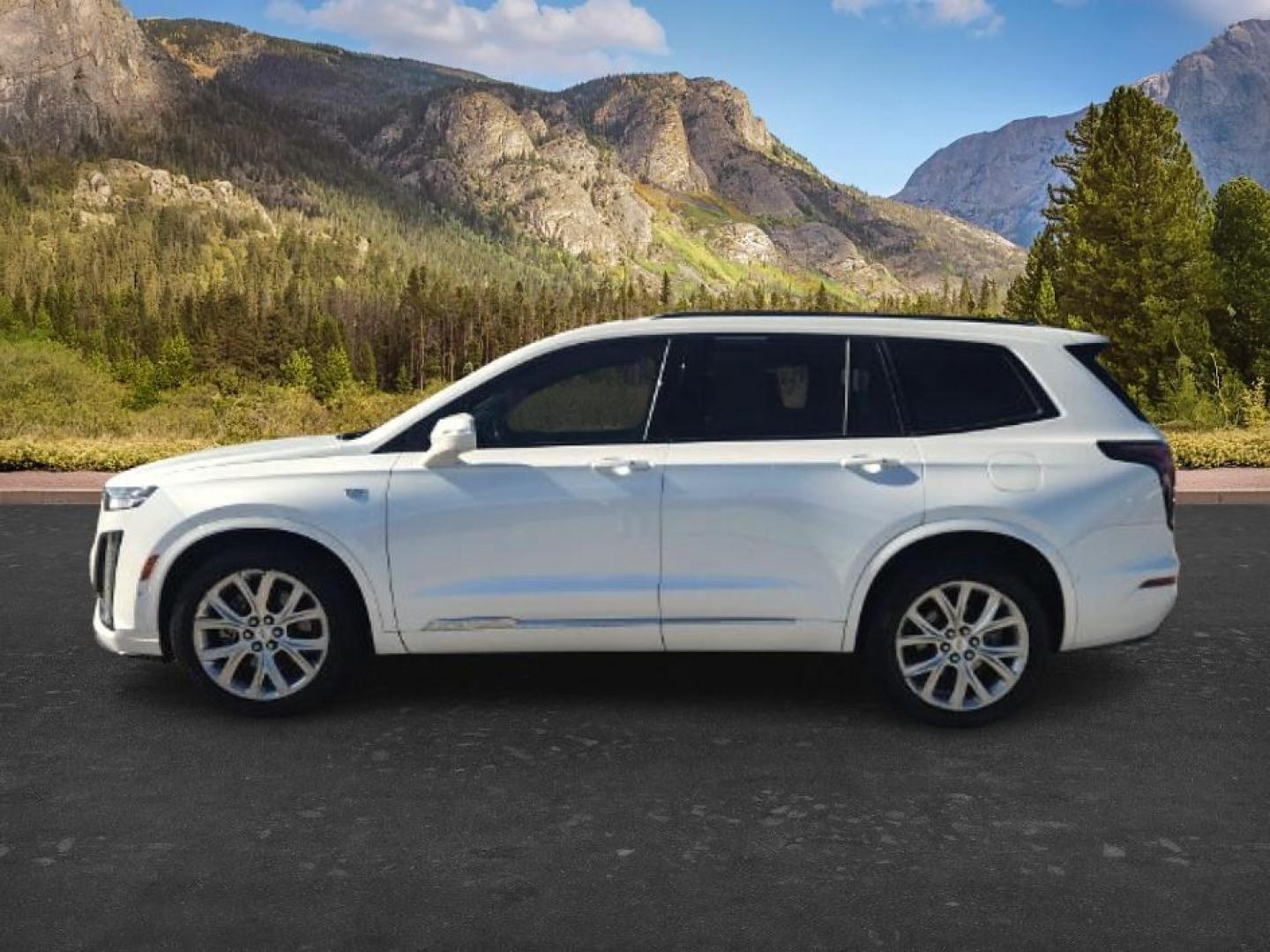 2020 Crystal White Tricoat /Jet Black/Jet Black Accents Cadillac XT6 AWD Sport (1GYKPGRSXLZ) with an 3.6L V-6 gasoline direct injection engine, AUTOMATIC transmission, located at 1235 N Woodruff Ave., Idaho Falls, 83401, (208) 523-1053, 43.507172, -112.000488 - At Timberline Auto, finding a great deal on your next vehicle is always easy! Our experienced sales staff's goal is to help find you the right vehicle at the right price! Our knowledgeable finance department has options for almost any credit score. We offer extended service contract options to prote - Photo#1