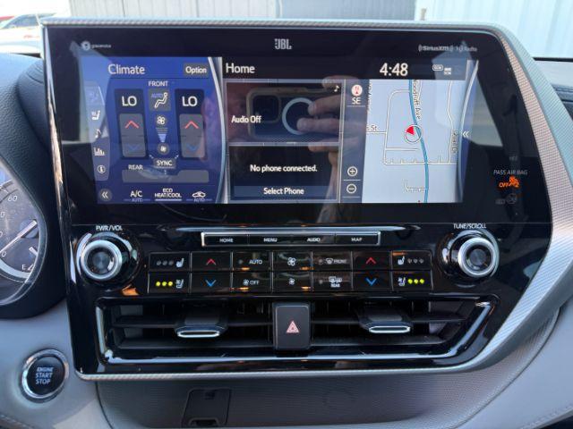 2022 BLUE /Black Toyota Highlander (5TDFZRBH2NS) with an 35L V-6 portdirect injection engine, Automatic transmission, located at 1175 N Woodruff Ave, Idaho Falls, ID, 83401, 43.506901, -111.999657 - Space, power, and everyday SUV flexibility come together in this 2022 Toyota Highlander AWD, equipped with a 3.5L V6 engine and all wheel drive capability for changing road conditions and year round driving needs. The three row SUV layout provides room for passengers while still maintaining adaptabl- Photo#47