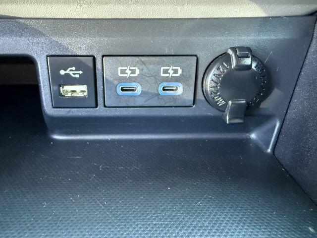 2022 BLUE /Black Toyota Highlander (5TDFZRBH2NS) with an 35L V-6 portdirect injection engine, Automatic transmission, located at 1175 N Woodruff Ave, Idaho Falls, ID, 83401, 43.506901, -111.999657 - Space, power, and everyday SUV flexibility come together in this 2022 Toyota Highlander AWD, equipped with a 3.5L V6 engine and all wheel drive capability for changing road conditions and year round driving needs. The three row SUV layout provides room for passengers while still maintaining adaptabl- Photo#50