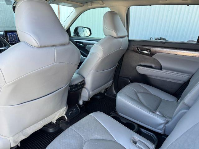 2022 BLUE /Black Toyota Highlander (5TDFZRBH2NS) with an 35L V-6 portdirect injection engine, Automatic transmission, located at 1175 N Woodruff Ave, Idaho Falls, ID, 83401, 43.506901, -111.999657 - Space, power, and everyday SUV flexibility come together in this 2022 Toyota Highlander AWD, equipped with a 3.5L V6 engine and all wheel drive capability for changing road conditions and year round driving needs. The three row SUV layout provides room for passengers while still maintaining adaptabl- Photo#58