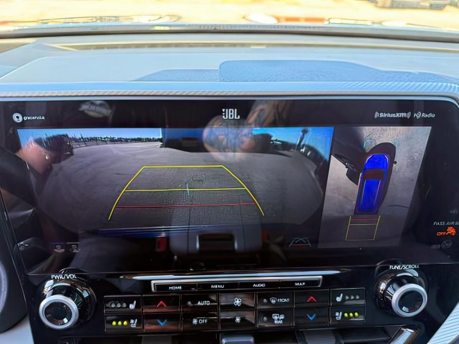 2022 BLUE /Black Toyota Highlander (5TDFZRBH2NS) with an 35L V-6 portdirect injection engine, Automatic transmission, located at 1175 N Woodruff Ave, Idaho Falls, ID, 83401, 43.506901, -111.999657 - Space, power, and everyday SUV flexibility come together in this 2022 Toyota Highlander AWD, equipped with a 3.5L V6 engine and all wheel drive capability for changing road conditions and year round driving needs. The three row SUV layout provides room for passengers while still maintaining adaptabl- Photo#18