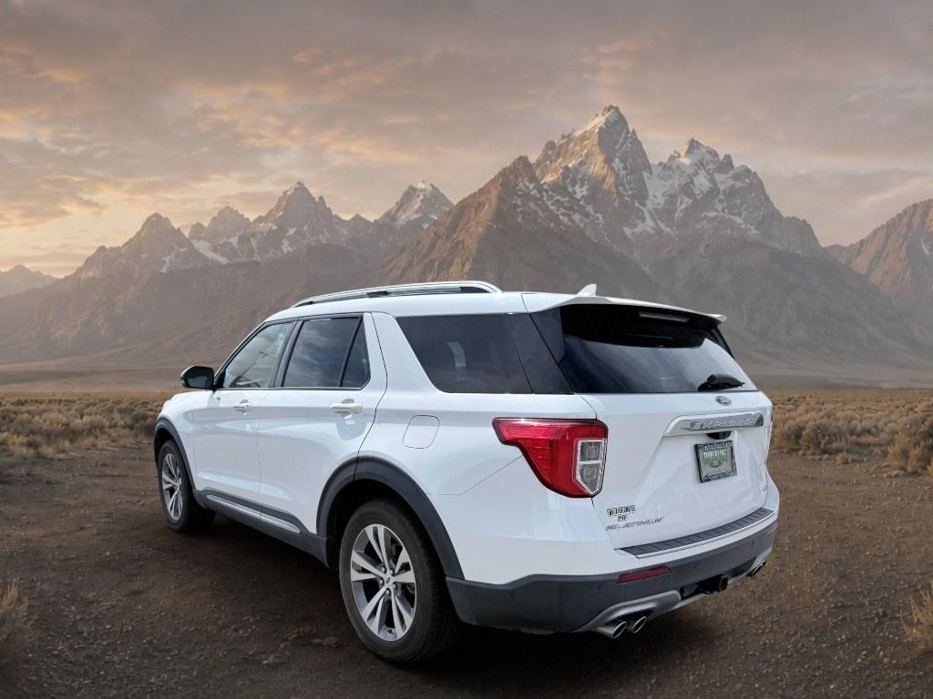 2020 Star White Metallic Tri-Coat /Ebony Ford Explorer Platinum (1FM5K8HC1LG) with an V6, 3.0L engine, 10-speed automatic transmission, located at 1175 N Woodruff Ave, Idaho Falls, ID, 83401, 43.506901, -111.999657 - <b>Vehicle Details</b><br>Experience refined capability and premium comfort in this pre-owned 2020 Ford Explorer Platinum 4WD, now available in Idaho Falls, ID. Powered by a strong V6 3.0L gasoline engine, this Ford Explorer delivers confident performance for commuting, family travel, and weekend ad- Photo#2