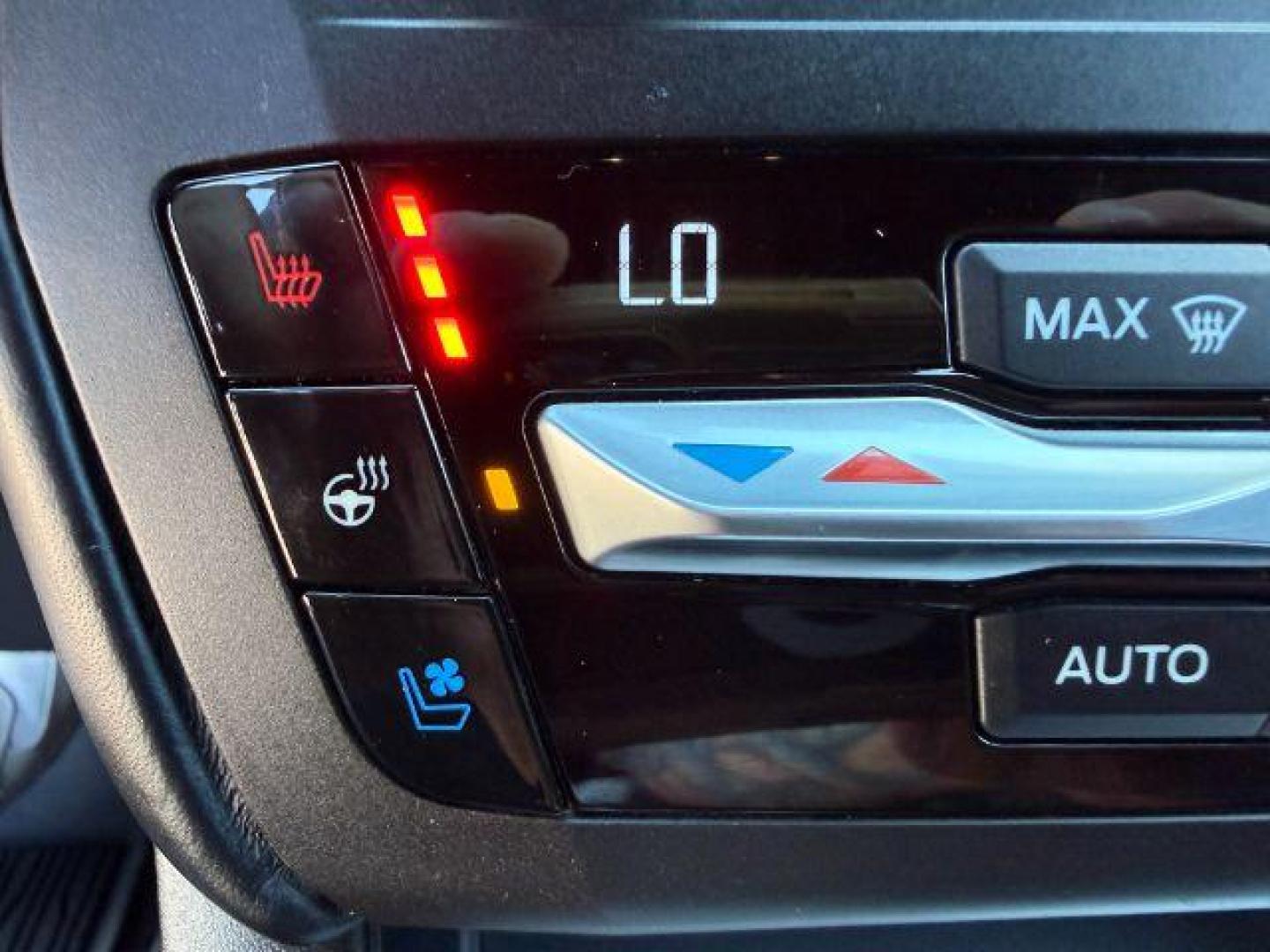 2020 WHITE /Ebony Ford Explorer Platinum (1FM5K8HC1LG) with an EcoBoost 3L V-6 gasoline direct injection engine, AUTOMATIC transmission, located at 1235 N Woodruff Ave., Idaho Falls, 83401, (208) 523-1053, 43.507172, -112.000488 - Photo#44