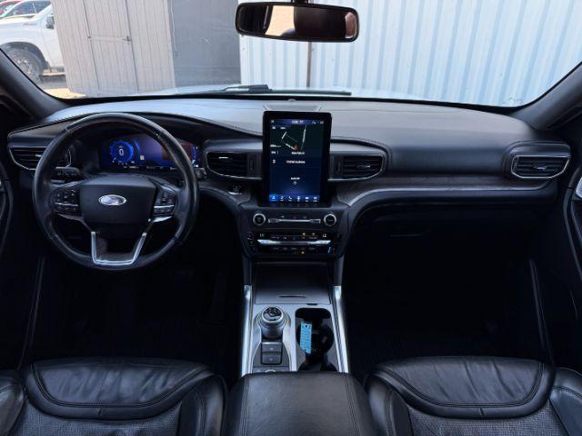 2020 WHITE /Ebony Ford Explorer Platinum (1FM5K8HC1LG) with an EcoBoost 3L V-6 gasoline direct injection engine, AUTOMATIC transmission, located at 1235 N Woodruff Ave., Idaho Falls, 83401, (208) 523-1053, 43.507172, -112.000488 - At Timberline Auto, finding a great deal on your next vehicle is always easy! Our experienced sales staff's goal is to help find you the right vehicle at the right price! Our knowledgeable finance department has options for almost any credit score. We offer extended service contract options to prote- Photo#50
