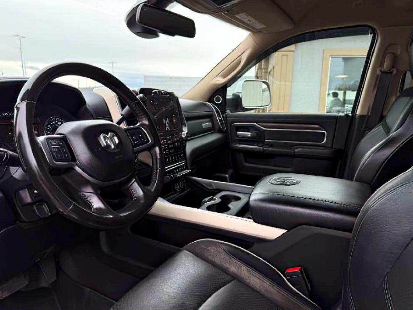 2021 RED /LEATHER Ram 2500 LARAMIE (3C6UR5FL2MG) with an 6.7L engine, AUTOMATIC transmission, located at 1235 N Woodruff Ave., Idaho Falls, 83401, (208) 523-1053, 43.507172, -112.000488 - At Timberline Auto, finding a great deal on your next vehicle is always easy! Our experienced sales staff's goal is to help find you the right vehicle at the right price! Our knowledgeable finance department has options for almost any credit score. We offer extended service contract options to prote - Photo#15