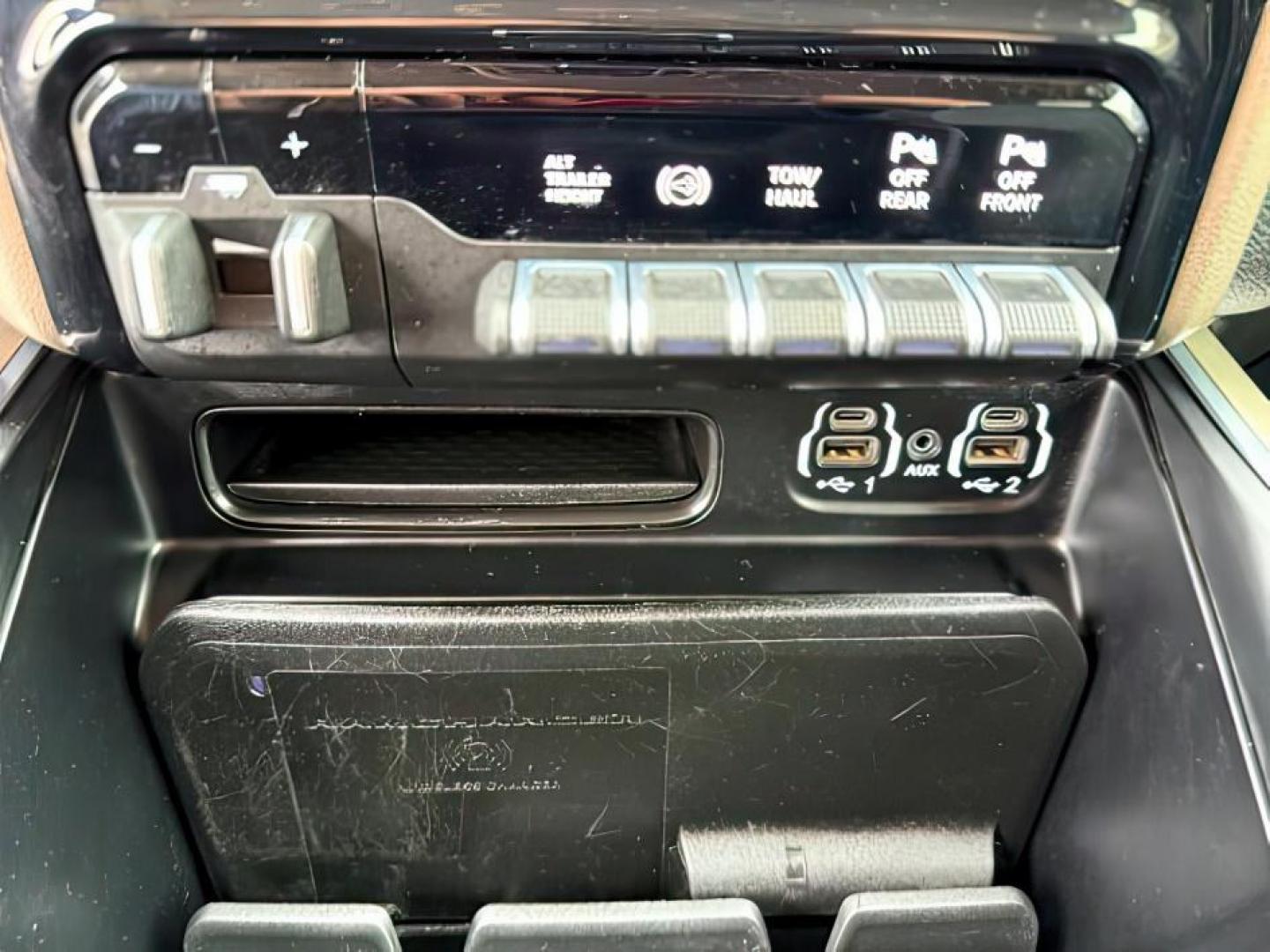 2021 RED /LEATHER Ram 2500 LARAMIE (3C6UR5FL2MG) with an 6.7L engine, AUTOMATIC transmission, located at 1235 N Woodruff Ave., Idaho Falls, 83401, (208) 523-1053, 43.507172, -112.000488 - At Timberline Auto, finding a great deal on your next vehicle is always easy! Our experienced sales staff's goal is to help find you the right vehicle at the right price! Our knowledgeable finance department has options for almost any credit score. We offer extended service contract options to prote - Photo#19