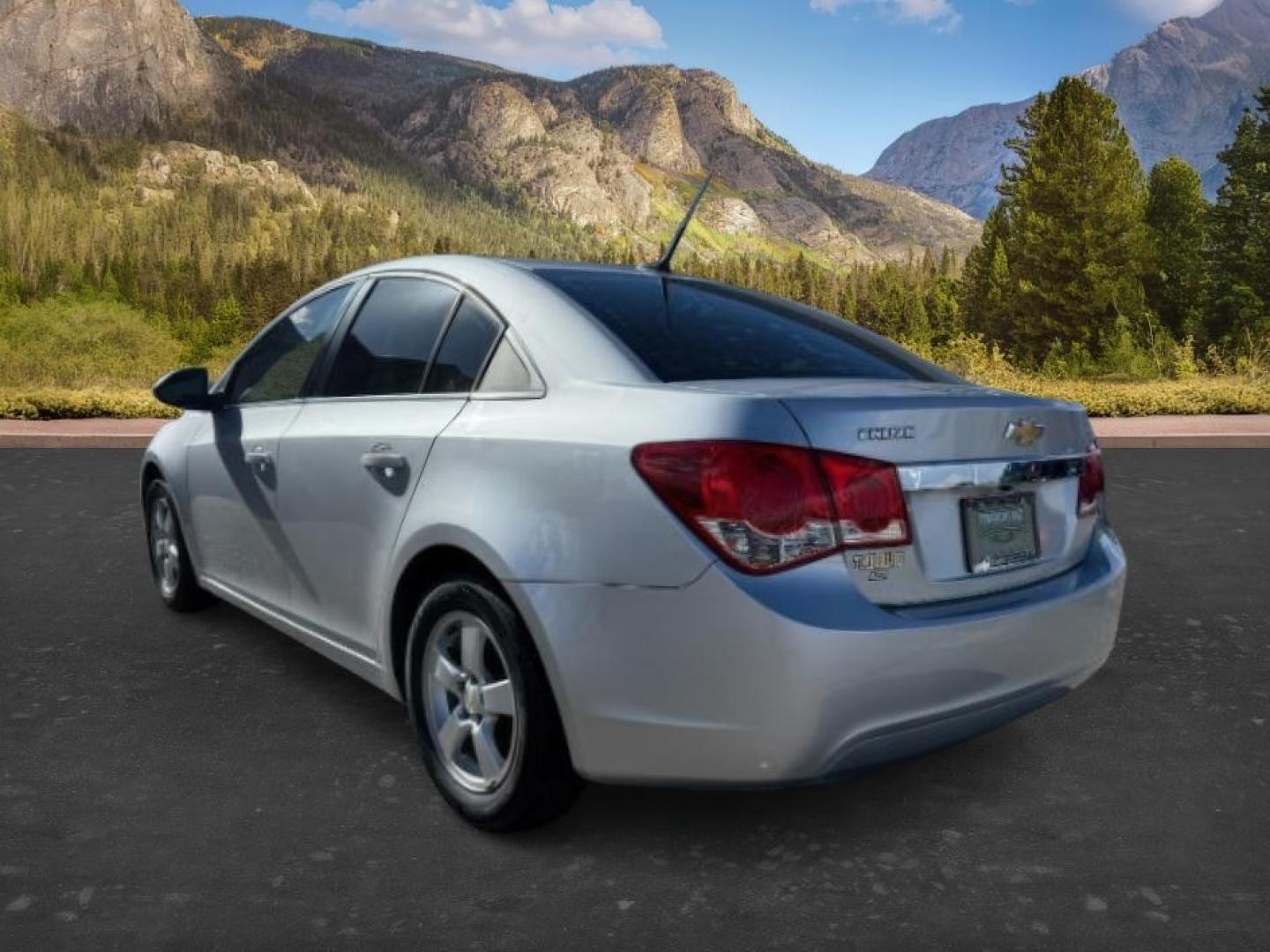 2014 SILVER /Jet Black Chevrolet Cruze (1G1PC5SB4E7) with an ECOTEC 14L I-4 DOHC engine, Automatic transmission, located at 1175 N Woodruff Ave, Idaho Falls, ID, 83401, 43.506901, -111.999657 - Photo#2