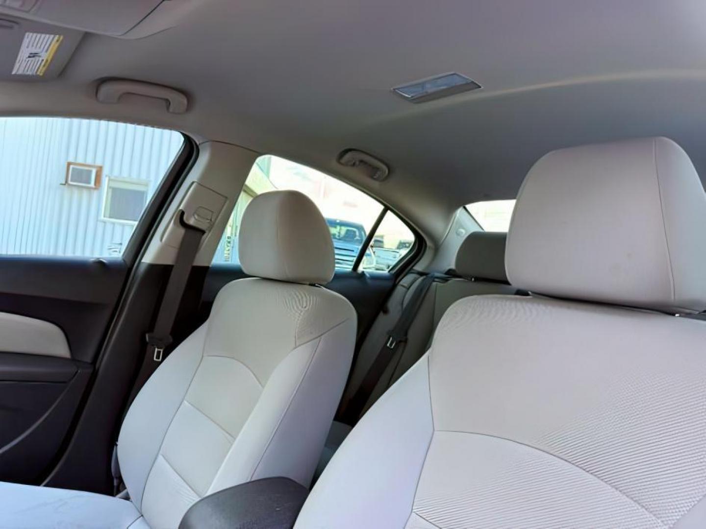 2014 SILVER /Jet Black Chevrolet Cruze (1G1PC5SB4E7) with an ECOTEC 14L I-4 DOHC engine, Automatic transmission, located at 1175 N Woodruff Ave, Idaho Falls, ID, 83401, 43.506901, -111.999657 - Photo#16