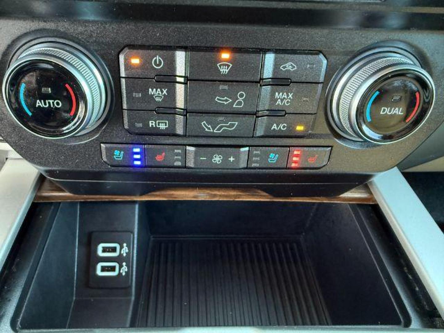 2018 BLACK /Black Ford F-150 (1FTEW1EG1JF) with an EcoBoost 35L V-6 portdirect injection engine, Automatic transmission, located at 1175 N Woodruff Ave, Idaho Falls, ID, 83401, 43.506901, -111.999657 - At Timberline Auto, finding a great deal on your next vehicle is always easy! Our experienced sales staff's goal is to help find you the right vehicle at the right price! Our knowledgeable finance department has options for almost any credit score. We offer extended service contract options to prote - Photo#47