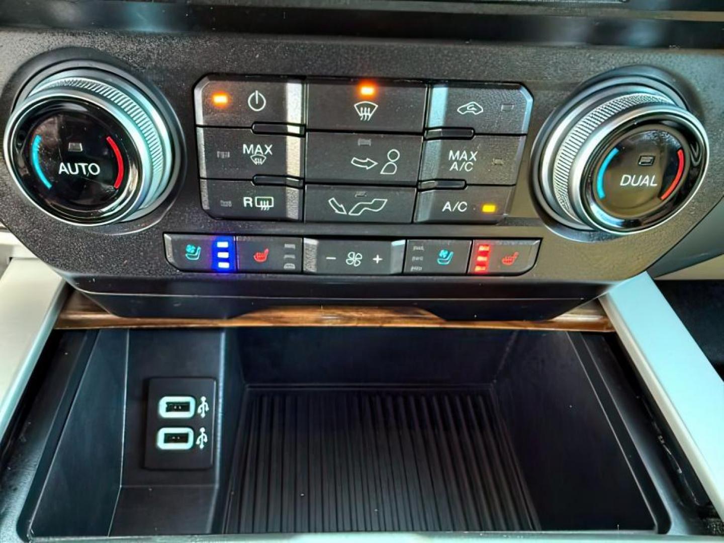 2018 BLACK /Black Ford F-150 (1FTEW1EG1JF) with an EcoBoost 35L V-6 portdirect injection engine, Automatic transmission, located at 1175 N Woodruff Ave, Idaho Falls, ID, 83401, 43.506901, -111.999657 - At Timberline Auto, finding a great deal on your next vehicle is always easy! Our experienced sales staff's goal is to help find you the right vehicle at the right price! Our knowledgeable finance department has options for almost any credit score. We offer extended service contract options to prote - Photo#18