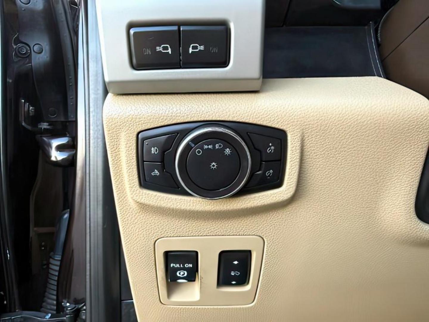 2018 BLACK /Black Ford F-150 (1FTEW1EG1JF) with an EcoBoost 35L V-6 portdirect injection engine, Automatic transmission, located at 1175 N Woodruff Ave, Idaho Falls, ID, 83401, 43.506901, -111.999657 - At Timberline Auto, finding a great deal on your next vehicle is always easy! Our experienced sales staff's goal is to help find you the right vehicle at the right price! Our knowledgeable finance department has options for almost any credit score. We offer extended service contract options to prote - Photo#22