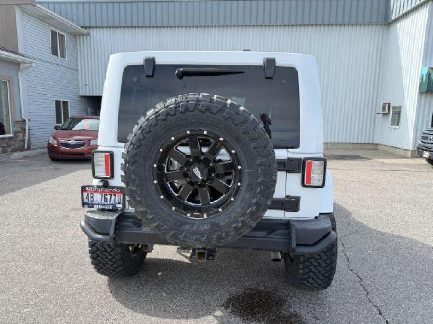 2016 WHITE /Black Jeep Wrangler Unlimited (1C4BJWEG5GL) with an Pentastar 36L V-6 DOHC engine, Automatic transmission, located at 1175 N Woodruff Ave, Idaho Falls, ID, 83401, 43.506901, -111.999657 - At Timberline Auto, finding a great deal on your next vehicle is always easy! Our experienced sales staff's goal is to help find you the right vehicle at the right price! Our knowledgeable finance department has options for almost any credit score. We offer extended service contract options to prote - Photo#25