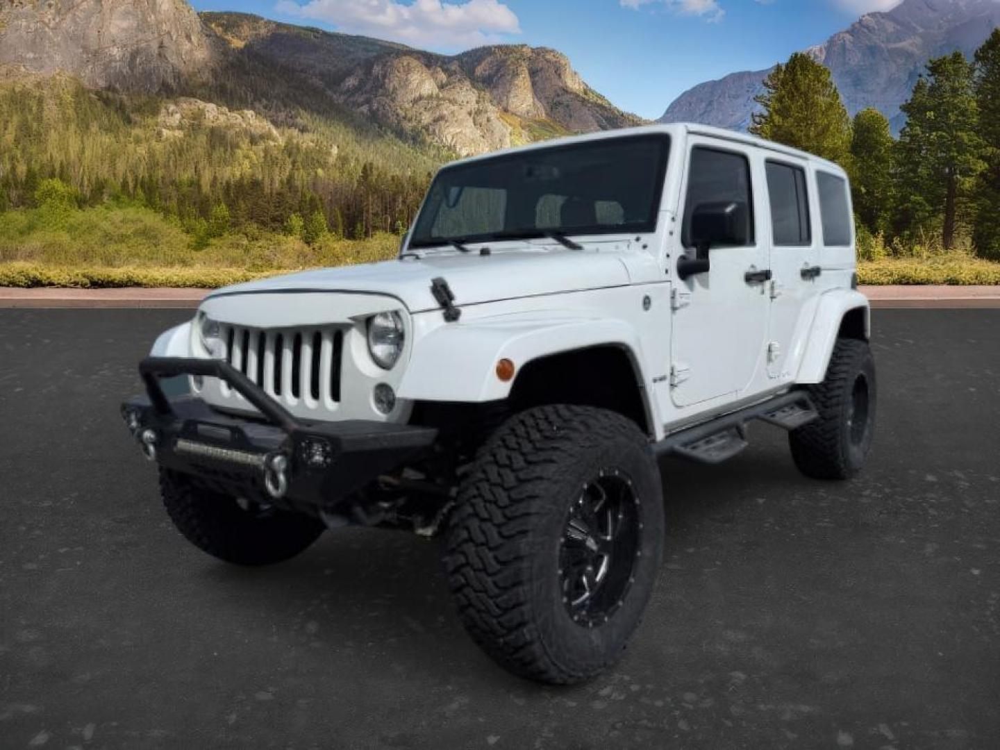 2016 WHITE /Black Jeep Wrangler Unlimited (1C4BJWEG5GL) with an Pentastar 36L V-6 DOHC engine, Automatic transmission, located at 1175 N Woodruff Ave, Idaho Falls, ID, 83401, 43.506901, -111.999657 - At Timberline Auto, finding a great deal on your next vehicle is always easy! Our experienced sales staff's goal is to help find you the right vehicle at the right price! Our knowledgeable finance department has options for almost any credit score. We offer extended service contract options to prote - Photo#0