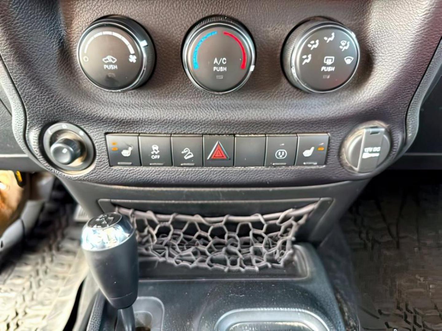 2016 WHITE /Black Jeep Wrangler Unlimited (1C4BJWEG5GL) with an Pentastar 36L V-6 DOHC engine, Automatic transmission, located at 1175 N Woodruff Ave, Idaho Falls, ID, 83401, 43.506901, -111.999657 - At Timberline Auto, finding a great deal on your next vehicle is always easy! Our experienced sales staff's goal is to help find you the right vehicle at the right price! Our knowledgeable finance department has options for almost any credit score. We offer extended service contract options to prote - Photo#17