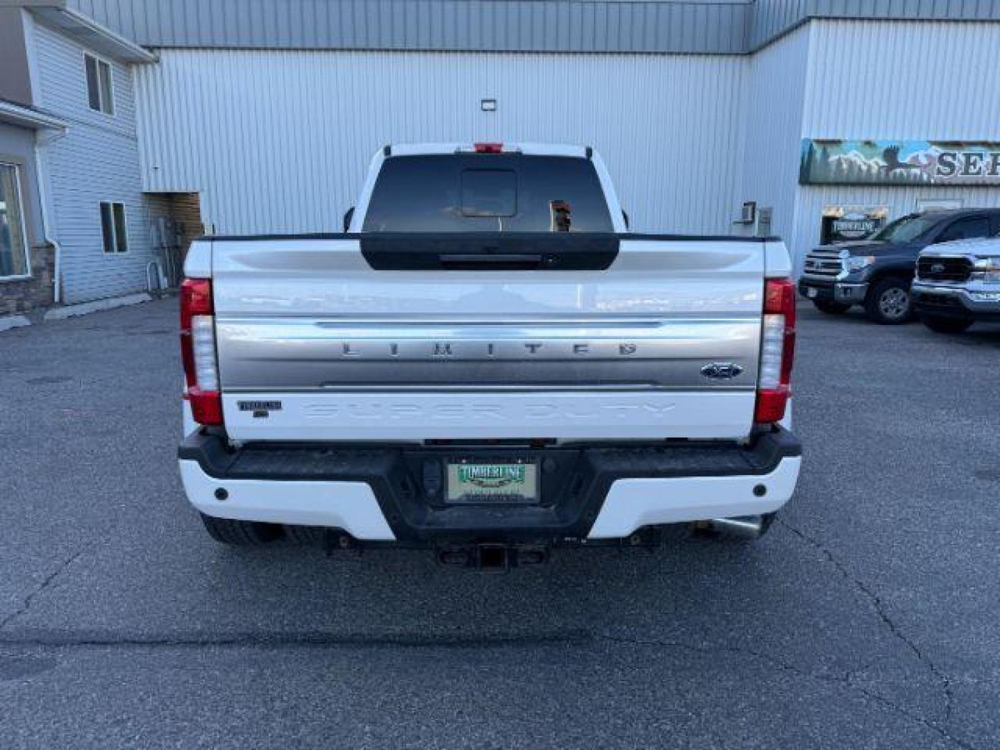 2018 WHITE /Camelback Ford F-350 (1FT8W3DT2JE) with an Powerstroke 67L V-8 diesel direct injection engine, Automatic transmission, located at 1175 N Woodruff Ave, Idaho Falls, ID, 83401, 43.506901, -111.999657 - At Timberline Auto, finding a great deal on your next vehicle is always easy! Our experienced sales staff's goal is to help find you the right vehicle at the right price! Our knowledgeable finance department has options for almost any credit score. We offer extended service contract options to prote - Photo#29