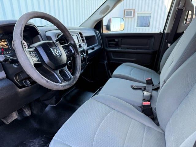2017 MAROON /Diesel Gray/Black Ram 2500 Tradesman Crew Cab 4x4 6'4 Box (3C6UR5CL6HG) with an Cummins 6.7L I-6 diesel direct injection engine, AUTOMATIC transmission, located at 1235 N Woodruff Ave., Idaho Falls, 83401, (208) 523-1053, 43.507172, -112.000488 - At Timberline Auto, finding a great deal on your next vehicle is always easy! Our experienced sales staff's goal is to help find you the right vehicle at the right price! Our knowledgeable finance department has options for almost any credit score. We offer extended service contract options to prote - Photo#37