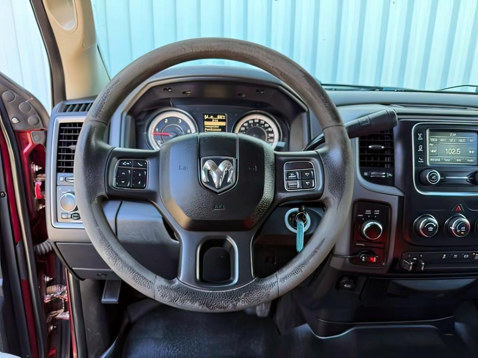 2017 MAROON /Diesel Gray/Black Ram 2500 Tradesman Crew Cab 4x4 6'4 Box (3C6UR5CL6HG) with an Cummins 6.7L I-6 diesel direct injection engine, AUTOMATIC transmission, located at 1235 N Woodruff Ave., Idaho Falls, 83401, (208) 523-1053, 43.507172, -112.000488 - At Timberline Auto, finding a great deal on your next vehicle is always easy! Our experienced sales staff's goal is to help find you the right vehicle at the right price! Our knowledgeable finance department has options for almost any credit score. We offer extended service contract options to prote - Photo#13