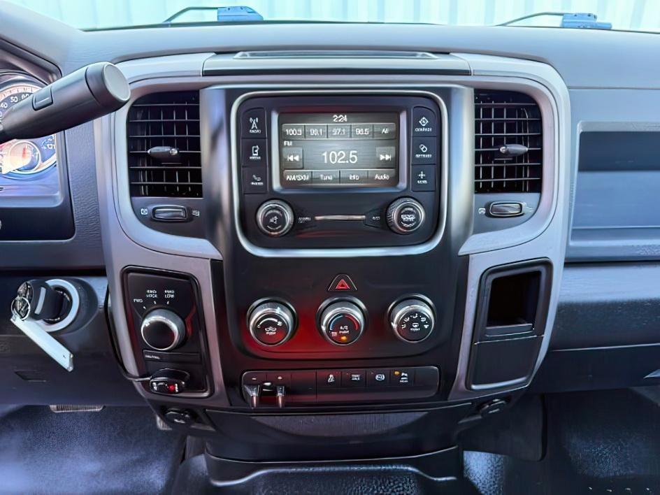 2017 MAROON /Diesel Gray/Black Ram 2500 Tradesman Crew Cab 4x4 6'4 Box (3C6UR5CL6HG) with an Cummins 6.7L I-6 diesel direct injection engine, AUTOMATIC transmission, located at 1235 N Woodruff Ave., Idaho Falls, 83401, (208) 523-1053, 43.507172, -112.000488 - At Timberline Auto, finding a great deal on your next vehicle is always easy! Our experienced sales staff's goal is to help find you the right vehicle at the right price! Our knowledgeable finance department has options for almost any credit score. We offer extended service contract options to prote - Photo#14